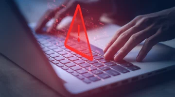 بول ديفيز يتكب: هل تقود بريطانيا المعركة ضد الاحتيال الإلكترونى عبر منصات التواصل؟