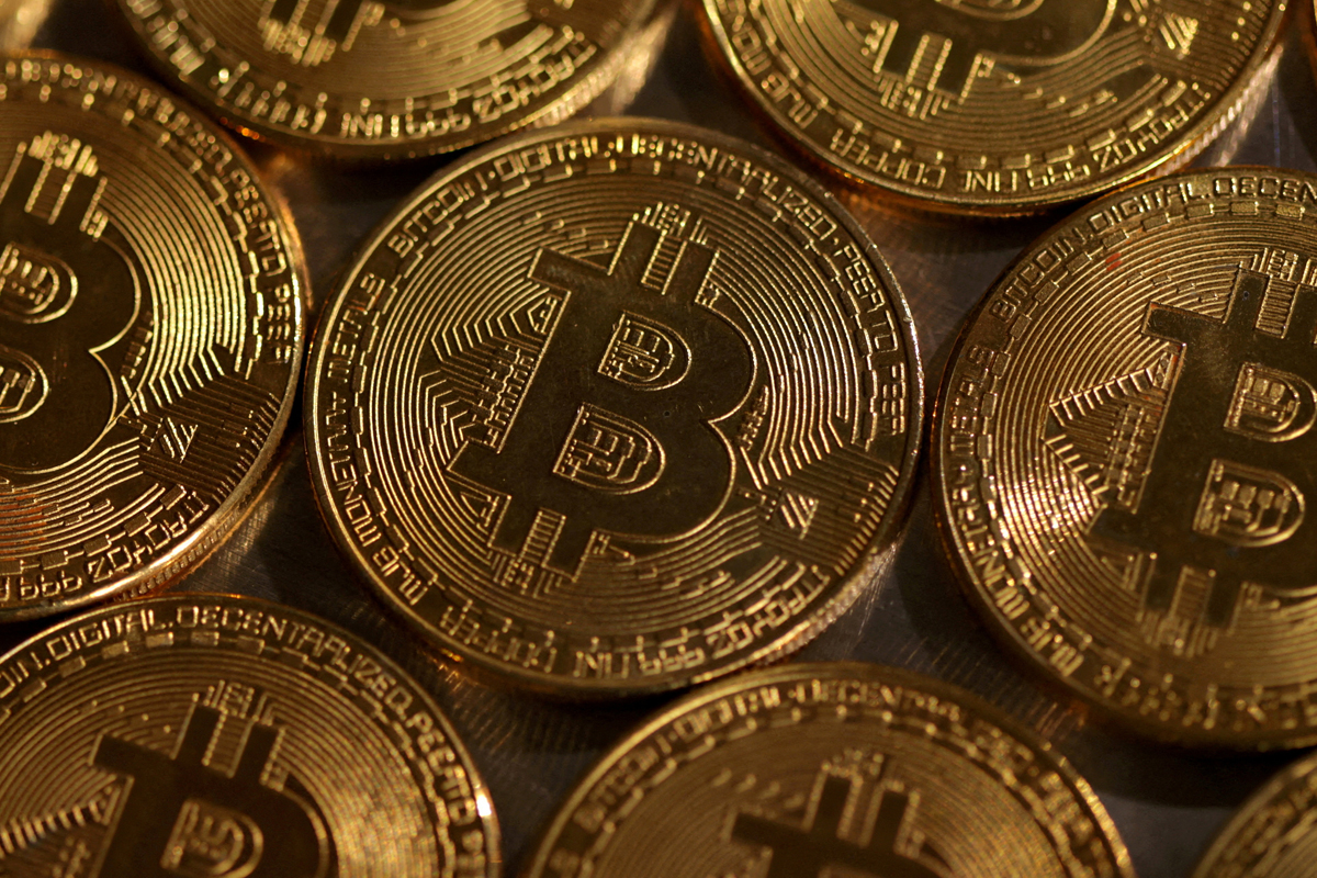 بيتكوين تقفز بأكثر من 6 آلاف دولار على وقع تعليق الرسوم الجمركية الأمريكية بيتكوين تقفز بأكثر من 6 آلاف دولار على وقع تعليق الرسوم الجمركية الأمريكية