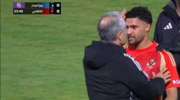 بيراميدز والأهلي.. خروج يحيي عطية الله مصابًا والدبيس بديلًا