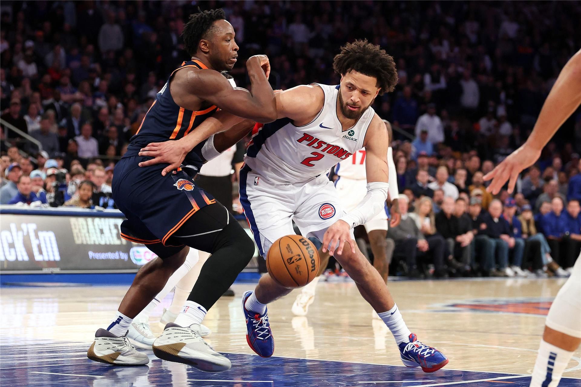 بيستونز ينهي سلسلة سلبية في إقصائيات NBA