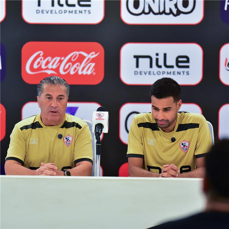 بيسيرو يرد على أنباء رحيله عن الزمالك ويعدد مميزات معسكر مباراة المصري بيسيرو يرد على أنباء رحيله عن الزمالك ويعدد مميزات معسكر مباراة المصري