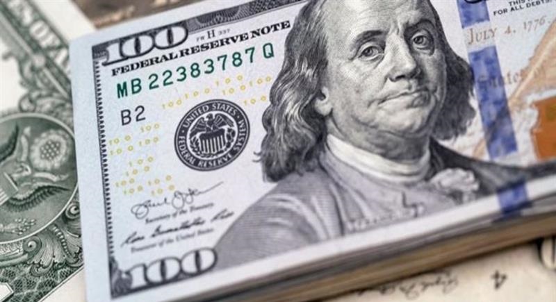 تباين تحركات الدولار وسط حذر من المستثمرين بشأن تداعيات الرسوم الجمركية تباين تحركات الدولار وسط حذر من المستثمرين بشأن تداعيات الرسوم الجمركية