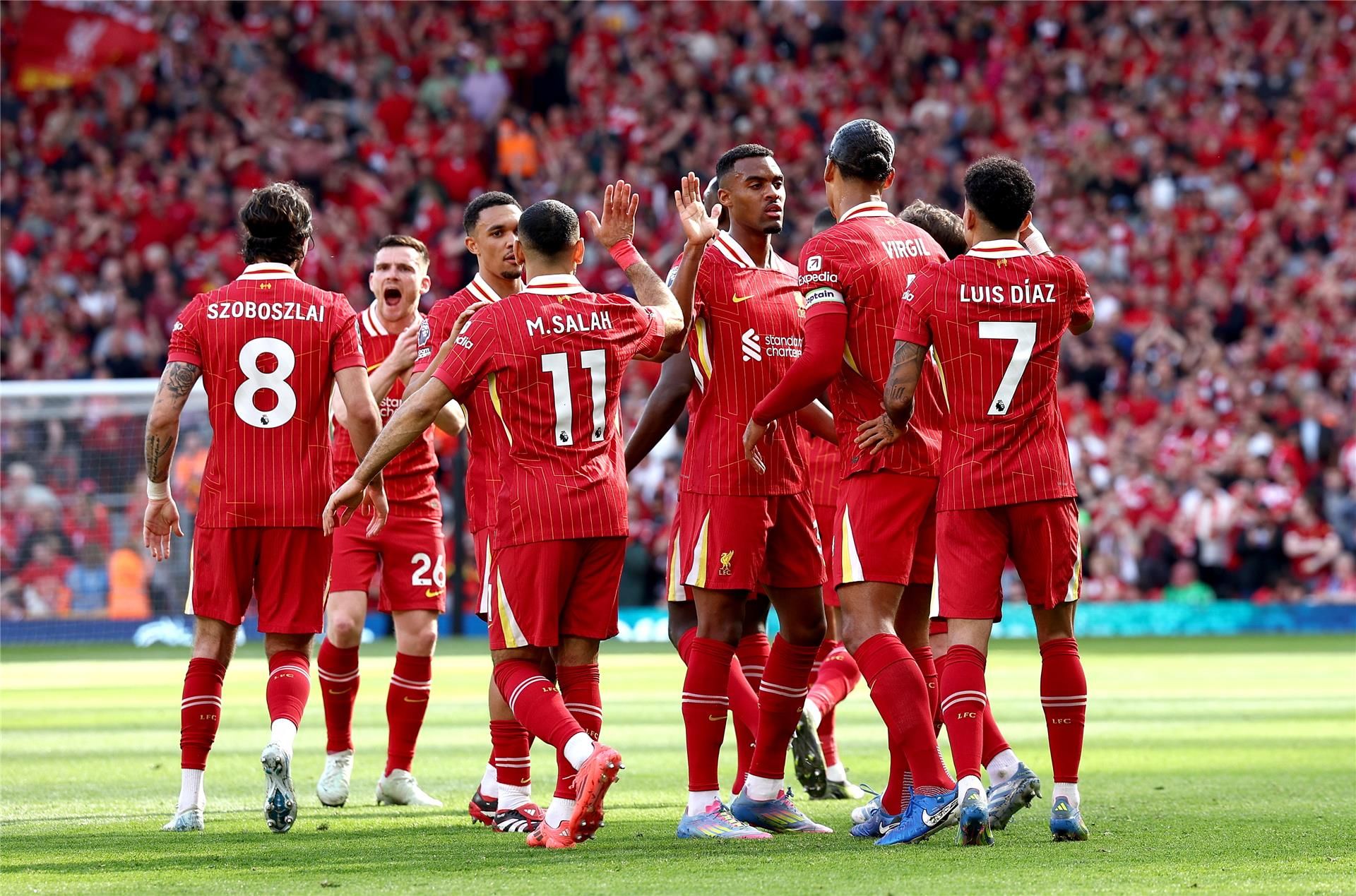 تتويج ليفربول يزلزل عرش اليونايتد تتويج ليفربول يزلزل عرش اليونايتد