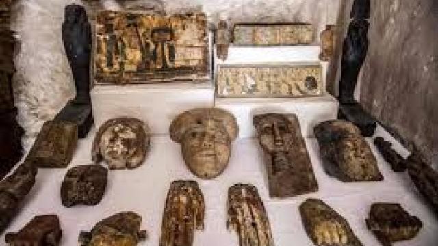 تجديد حبس 6 عاطلين بتهمة التنقيب عن الآثار بالقاهرة تجديد حبس 6 عاطلين بتهمة التنقيب عن الآثار بالقاهرة
