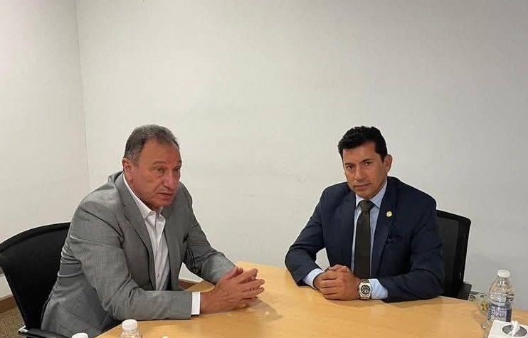 تحركات جماعية تنذر بصدام بين الأندية ووزارة الرياضة المصرية تحركات جماعية تنذر بصدام بين الأندية ووزارة الرياضة المصرية