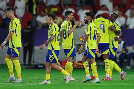 تحليل: انتحار مدروس يقرب النصر من “نهائي القرن” تحليل: انتحار مدروس يقرب النصر من “نهائي القرن”