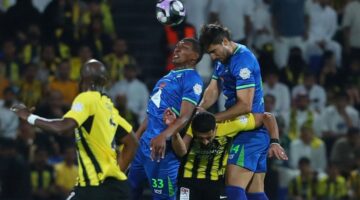 “تدخل رئاسي ووعد بالتصحيح”.. ماذا دار في الاتحاد بعد صدمة الفتح؟