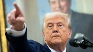 ترامب يطالب بعبور سفن الولايات المتحدة قناتي السويس وبنما مجانا