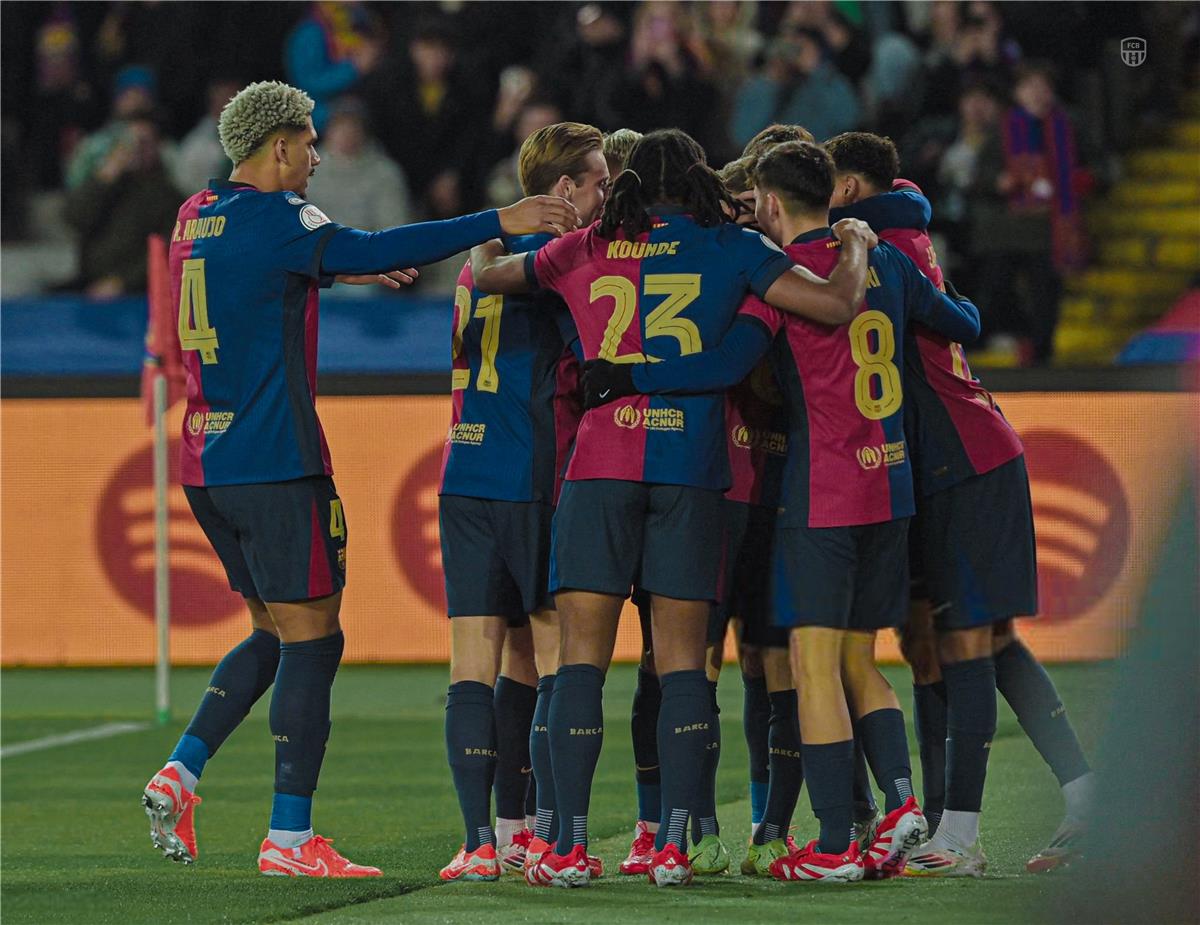تشكيل برشلونة المتوقع أمام بوروسيا دورتموند اليوم في دوري أبطال أوروبا تشكيل برشلونة المتوقع أمام بوروسيا دورتموند اليوم في دوري أبطال أوروبا