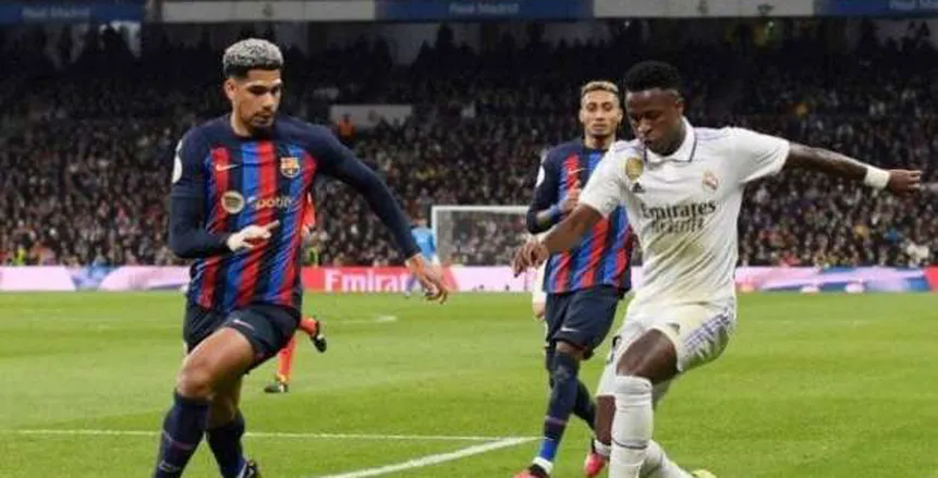 تشكيل مباراة برشلونة وريال مدريد المتوقع.. الموعد والقنوات الناقلة والمعلق تشكيل مباراة برشلونة وريال مدريد المتوقع.. الموعد والقنوات الناقلة والمعلق