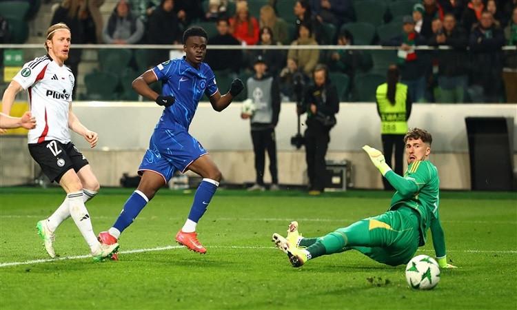 تشيلسي يفوز على ليجيا وارسو 3-0 في دوري المؤتمر الأوروبي تشيلسي يفوز على ليجيا وارسو 3-0 في دوري المؤتمر الأوروبي