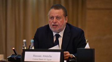 تصريحات مهمة لمحافظ البنك المركزي عن الجنيه والدولار