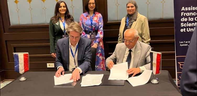 تعاون بين جامعة مصر للمعلوماتية وجامعتي سيزي وإيزار ديجيتل الفرنسيتين في مجال ألعاب الفيديو
