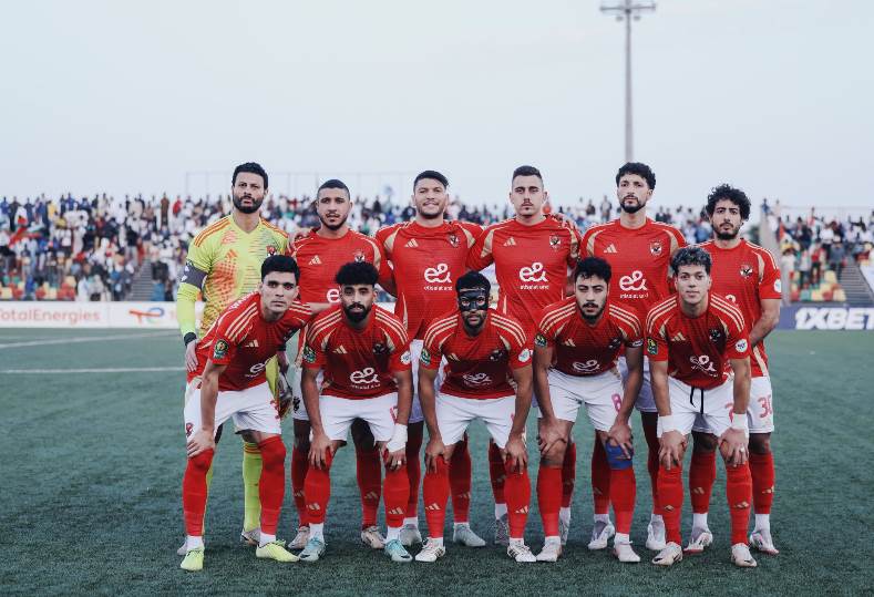تعرف على موعد تحرك حافلة الأهلي إلى استاد لوفتوس تعرف على موعد تحرك حافلة الأهلي إلى استاد لوفتوس