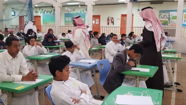 تعليق الدراسة الحضورية في منطقة الشرقية السعودية بسبب التقلبات الجوية تعليق الدراسة الحضورية في منطقة الشرقية السعودية بسبب التقلبات الجوية