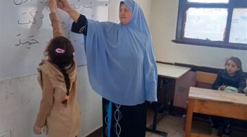 تعليم الفيوم  يتابع تفعيل البرنامج العلاجي لتلاميذ المرحلة الابتدائية بإطسا