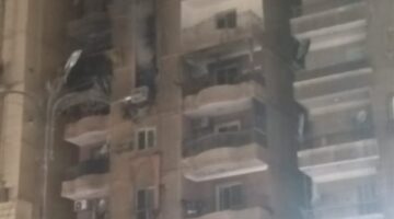 تفاصيل السيطرة على حريق اندلع داخل وحدة سكنية في السويس | بث مباشر