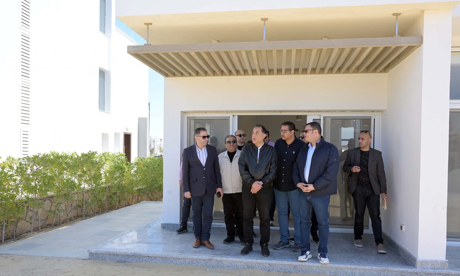 تفاصيل جولة رئيس الوزراء داخل مشروع “مزارين” بالعلمين الجديدة تفاصيل جولة رئيس الوزراء داخل مشروع “مزارين” بالعلمين الجديدة