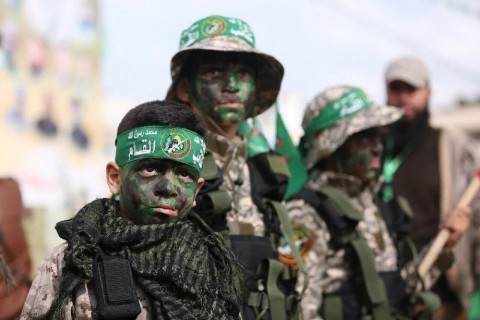 تقدم “مفاجئ” بمفاوضات وقف النار في غزة.. وهذه هي العقبة الوحيدة المتبقية وتمنع إعلان الاتفاق.. ماذا تريد إسرائيل؟ ولماذا ترفض “حماس”؟ وما هي بنود المبادرة المصرية الجديدة؟.. هذه آخر التطورات تقدم “مفاجئ” بمفاوضات وقف النار في غزة.. وهذه هي العقبة الوحيدة المتبقية وتمنع إعلان الاتفاق.. ماذا تريد إسرائيل؟ ولماذا ترفض “حماس”؟ وما هي بنود المبادرة المصرية الجديدة؟.. هذه آخر التطورات