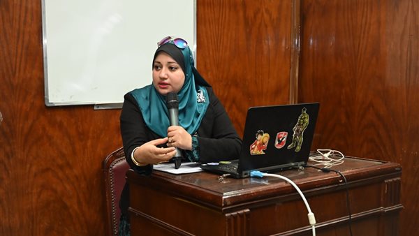 «تقليل استخدام البلاستيك ونشر الوعي البيئي» ورشة عمل بجامعة الفيوم «تقليل استخدام البلاستيك ونشر الوعي البيئي» ورشة عمل بجامعة الفيوم