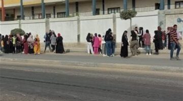 “تواصل” ترصد حالة استياء أولياء الأمور وانقسامات بين مؤيد ومعارض لنظام البكالوريا
