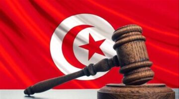تونس تشتعل قضائيًا وتقسو على معارضيها.. أحكام تصل إلى 66 عامًا وهيئة الدفاع تصرخ: العدالة مغيبة