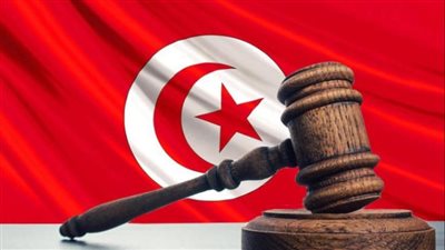 تونس تشتعل قضائيًا وتقسو على معارضيها.. أحكام تصل إلى 66 عامًا وهيئة الدفاع تصرخ: العدالة مغيبة