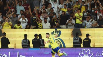 ثنائية رونالدو تقود النصر للفوز على الرياض في الدوري السعودي