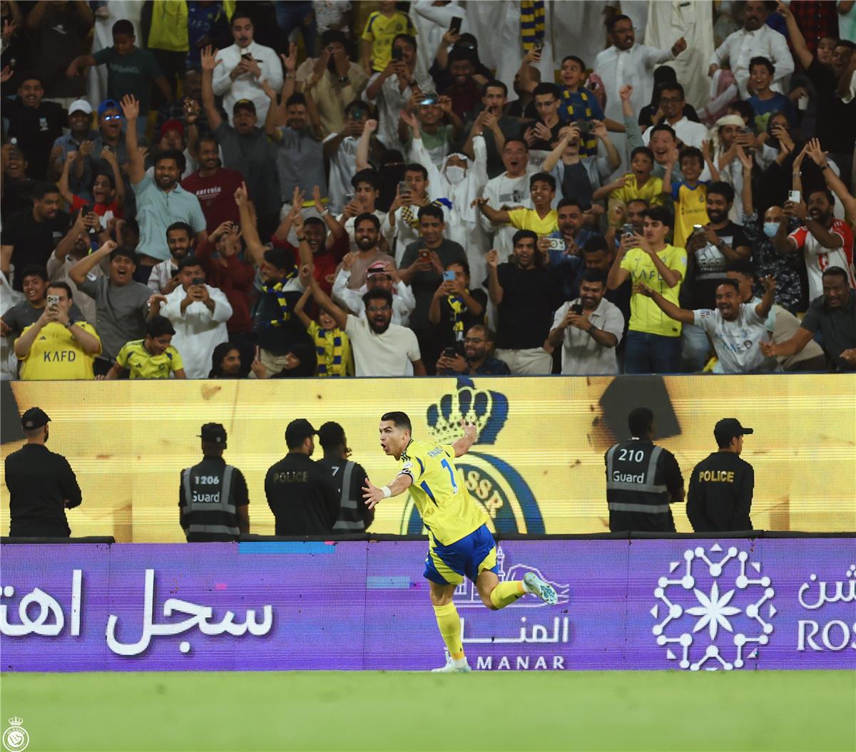 ثنائية رونالدو تقود النصر للفوز على الرياض في الدوري السعودي ثنائية رونالدو تقود النصر للفوز على الرياض في الدوري السعودي