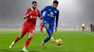 جاكبو وصلاح في تشكيلة ليفربول أمام ليستر
