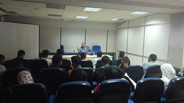 جامعة جنوب الوادي تطلق فعاليات "اللقاء الحوارى لتعزيز المشاركة السياسية" جامعة جنوب الوادي تطلق فعاليات "اللقاء الحوارى لتعزيز المشاركة السياسية"