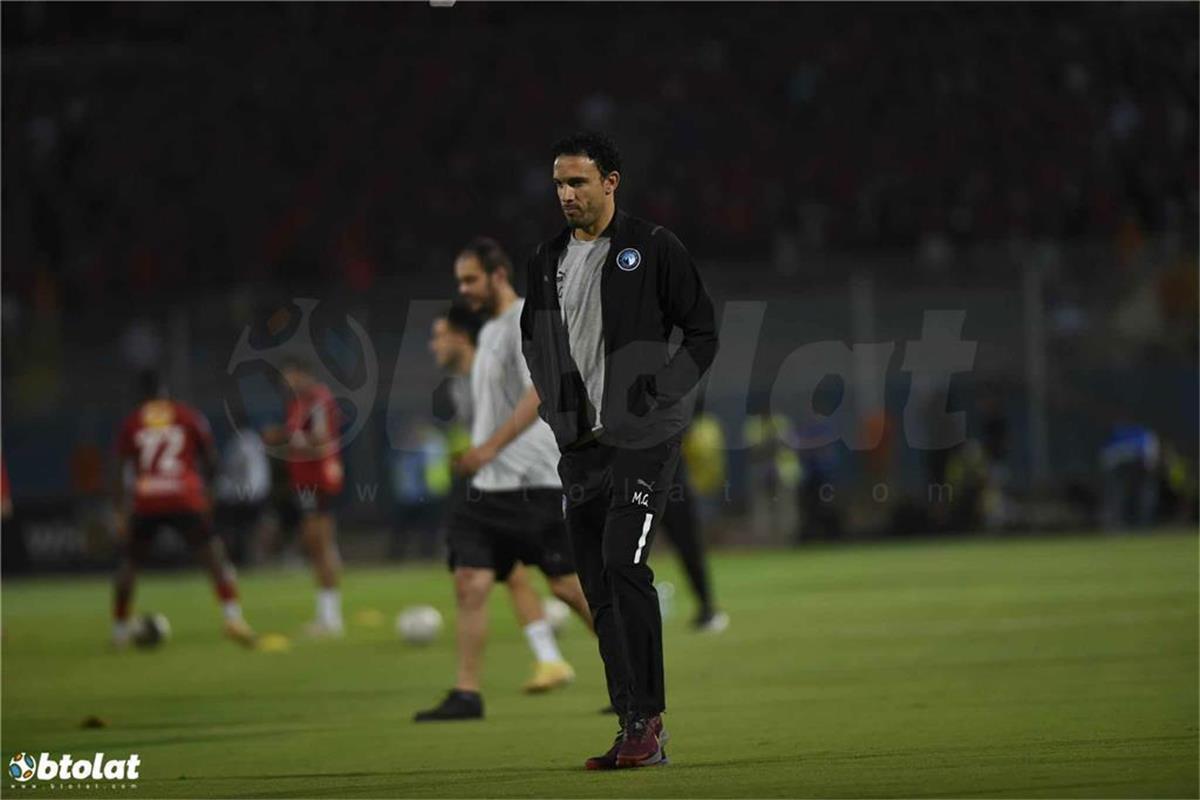 جدو بعد التعادل مع الأهلي: “محليين وأجانب بيظلمونا.. نجيب حكام منين طيب؟” جدو بعد التعادل مع الأهلي: “محليين وأجانب بيظلمونا.. نجيب حكام منين طيب؟”