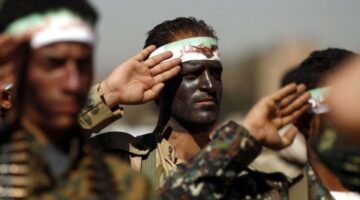 جماعة “أنصار الله” تتوعد بمواجهة أي تحرك عسكري بري ضدها: اليمن سيتحول إلى “جحيم” ولن نوقف مساندة قطاع غزة