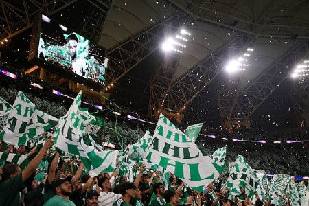 جماهير الأهلي تستفز الهلال قبل المعركة الآسيوية جماهير الأهلي تستفز الهلال قبل المعركة الآسيوية
