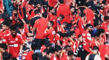 جماهير الأهلي تشعل أجواء مباراة صن داونز في ستاد القاهرة “فيديو”