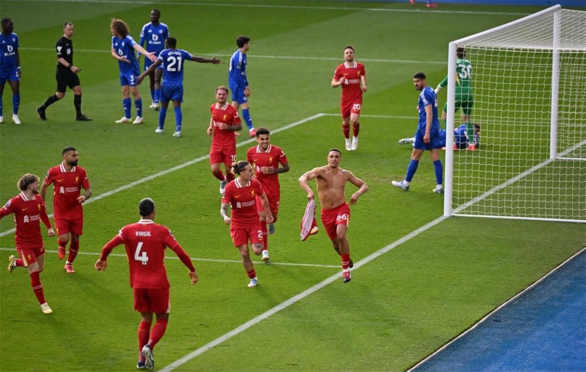 جماهير ليفربول تختار أفضل لاعب في مباراة ليستر سيتي بـ الدوري الإنجليزي جماهير ليفربول تختار أفضل لاعب في مباراة ليستر سيتي بـ الدوري الإنجليزي