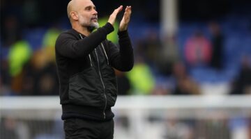 جوارديولا: أنا ممتن لهذا اللاعب.. ويمكنه التحسن