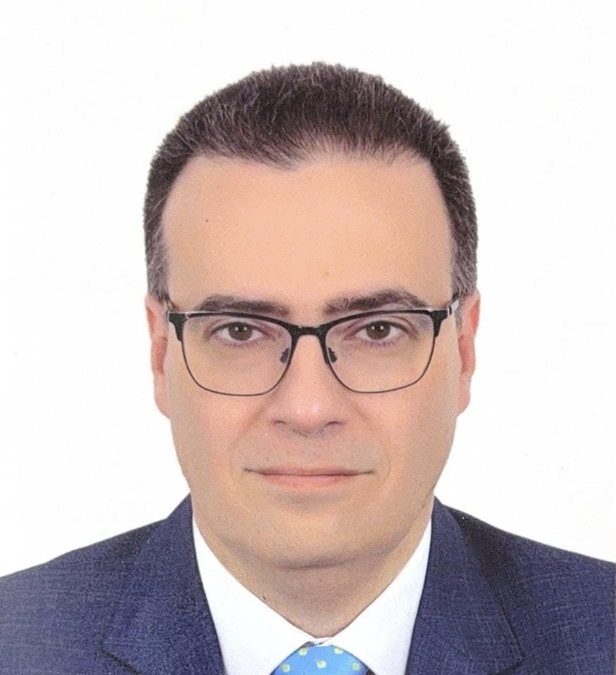حاتم نبيل قائمًا بعمل رئيس الجهاز المركزي للتنظيم والإدارة لمدة عام