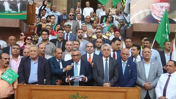 حزب تواصل: زيارة ماكرون للعريش تعزز الدعم الدولي لفلسطين وتؤكد ثبات الموقف المصري حزب تواصل: زيارة ماكرون للعريش تعزز الدعم الدولي لفلسطين وتؤكد ثبات الموقف المصري