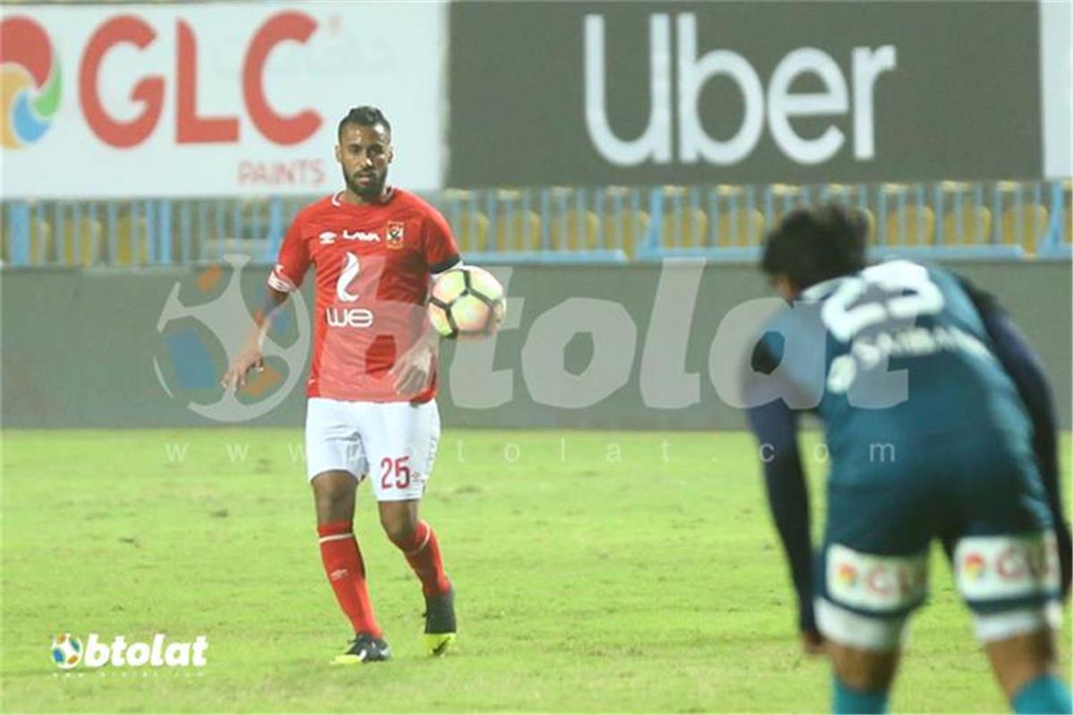 حسام عاشور: صفعت كهربا بسبب “لفظ خارج” في قمة الأهلي والزمالك حسام عاشور: صفعت كهربا بسبب “لفظ خارج” في قمة الأهلي والزمالك