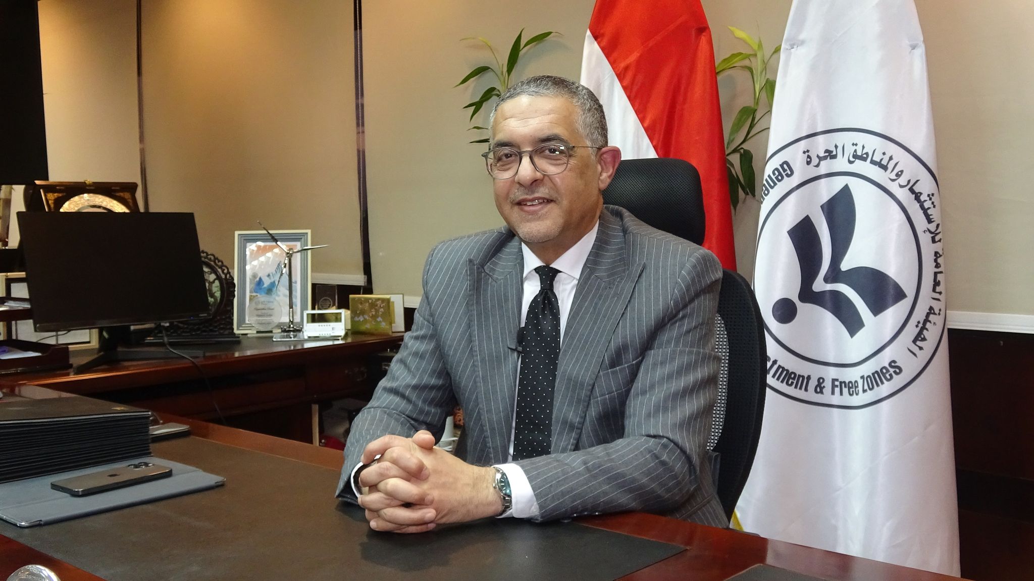 حسام هيبة لـ«البورصة»: ندرس تأسيس مكاتب لدول خليجية وأجنبية بالهيئة فى الفترة المقبلة حسام هيبة لـ«البورصة»: ندرس تأسيس مكاتب لدول خليجية وأجنبية بالهيئة فى الفترة المقبلة