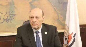 حسين أبو العطا: إعادة ألقاب ”باشا“ و”بك“ رجوع للوراء وإهانة لمبادئ الجمهورية