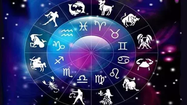 حظك اليوم وتوقعات الأبراج الثلاثاء 15 إبريل 2025 كيف تزيد دخلك ماليا: أفكار لمصادر دخل إضافية حظك اليوم وتوقعات الأبراج الثلاثاء 15 إبريل 2025 كيف تزيد دخلك ماليا: أفكار لمصادر دخل إضافية