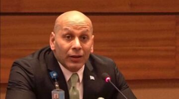 حقوقي يطالب بالتركيز على نشر ألقاب مثل البطل والشهيد
