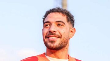 حمزة علاء: فرصة تاريخية لجيل الأهلي الحالي أمام صن داونز