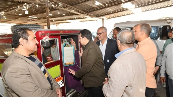 حملات مكثفة للجهاز التنفيذي على السرفيس والتاكسي ومواقف السيارات بالفيوم حملات مكثفة للجهاز التنفيذي على السرفيس والتاكسي ومواقف السيارات بالفيوم