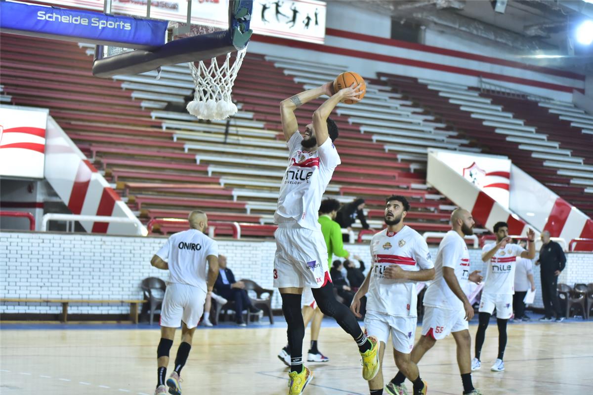 خاص | الزمالك يتعاقد مع محترف الأهلي السابق لتدعيم فريق السلة خاص | الزمالك يتعاقد مع محترف الأهلي السابق لتدعيم فريق السلة