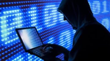 خبير أمن معلومات: أدوات حديثة تتلاعب بالصور والفيديوهات مما يصعب تمييزها