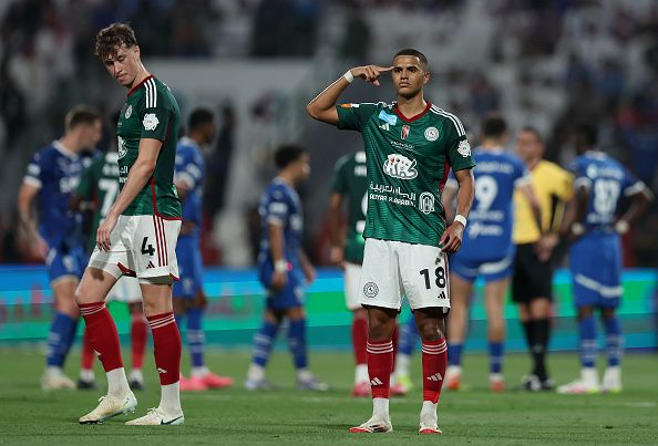 خبير تحكيمي: هدف الاتفاق في الهلال “غير شرعي” خبير تحكيمي: هدف الاتفاق في الهلال “غير شرعي”