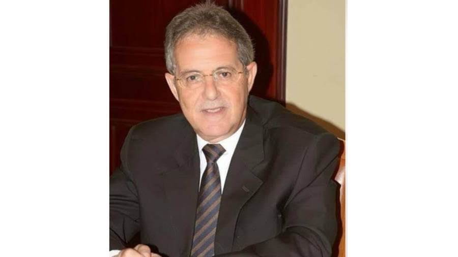 خبير مصرفي يُرجح تثبيت أسعار الفائدة في الاجتماع المقبل للبنك المركزي خبير مصرفي يُرجح تثبيت أسعار الفائدة في الاجتماع المقبل للبنك المركزي